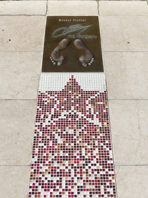 有一位杰出 有一位杰出